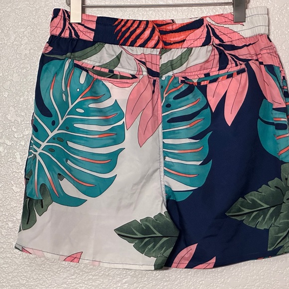 NWT NOVAMAN Swim Trunks size XL Blues Pinks Green White - Picture 4 of 10